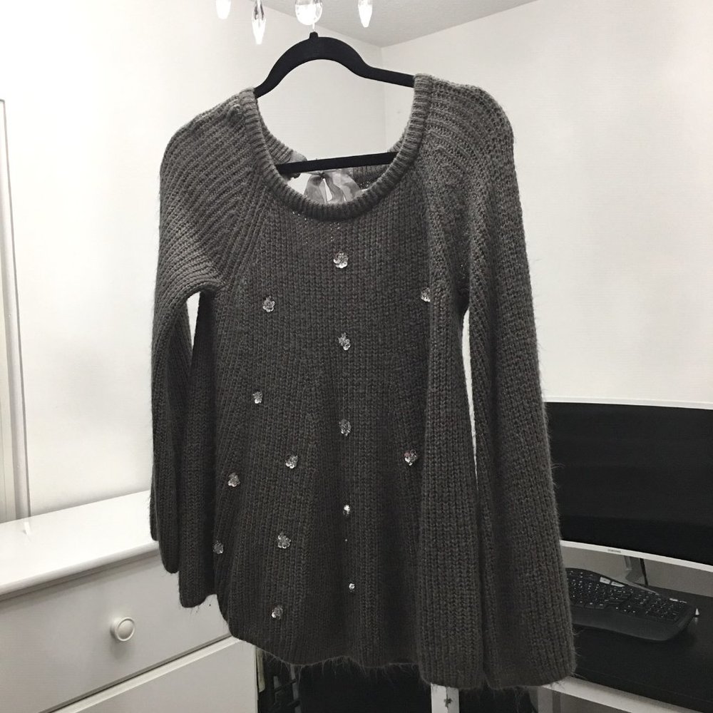 LC Lauren Conrad Gray Sequin Sweater